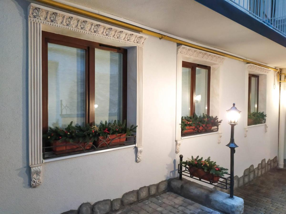 Apartmán Rynok 25 Elite Lviv Center Exteriér fotografie