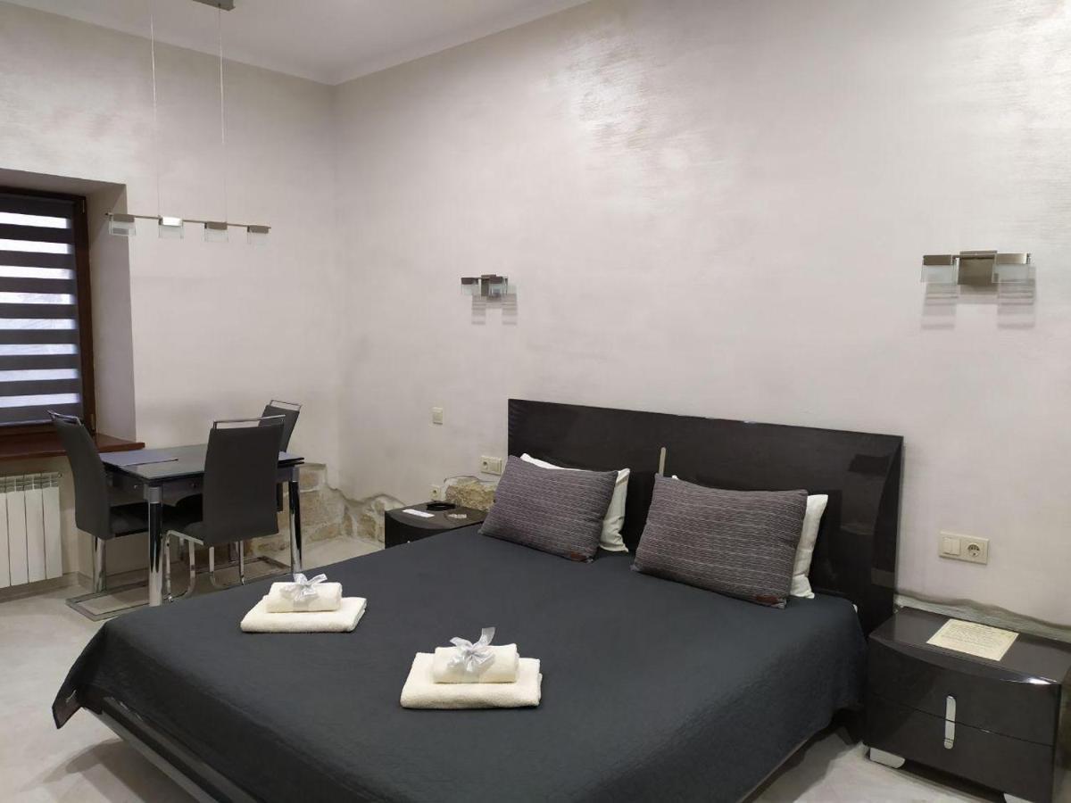 Apartmán Rynok 25 Elite Lviv Center Exteriér fotografie